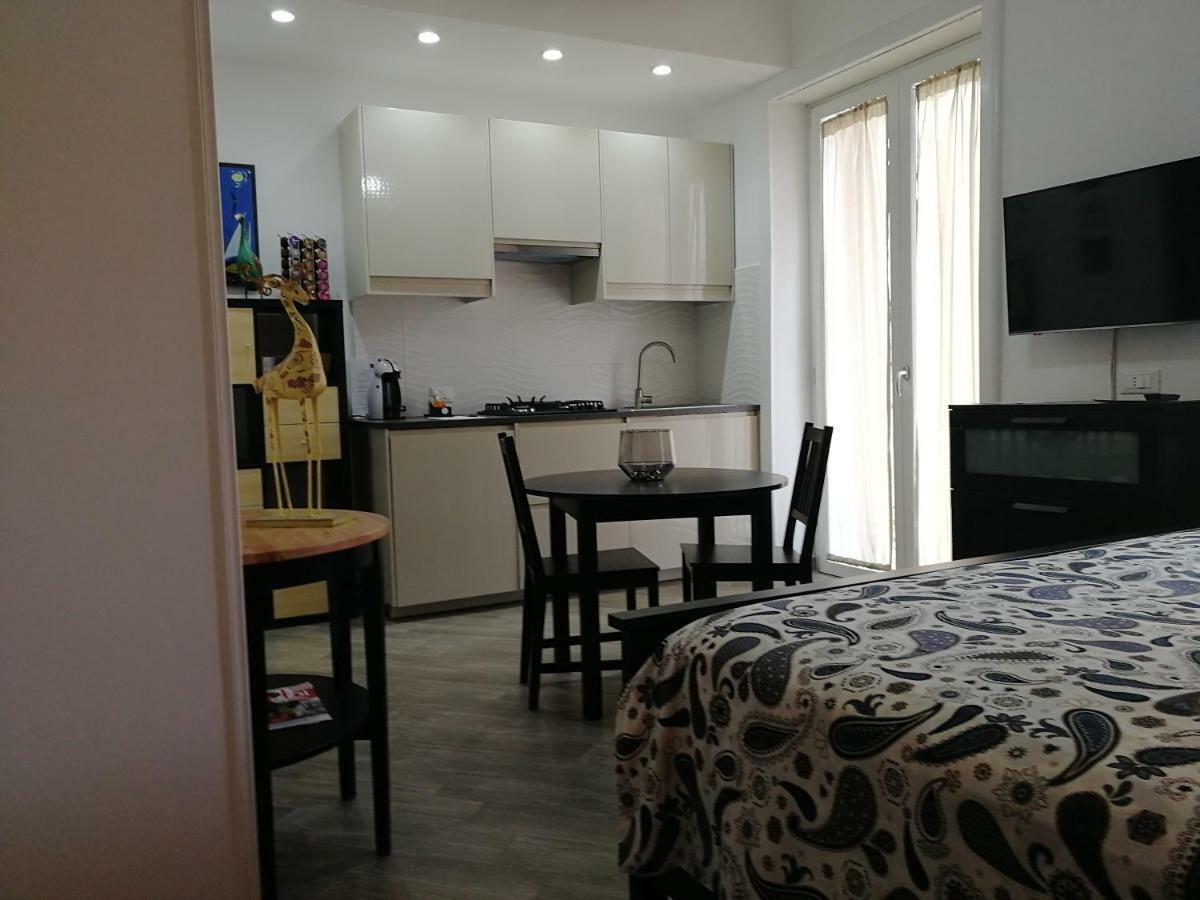 Maison Lumiere Salerno Bagian luar foto